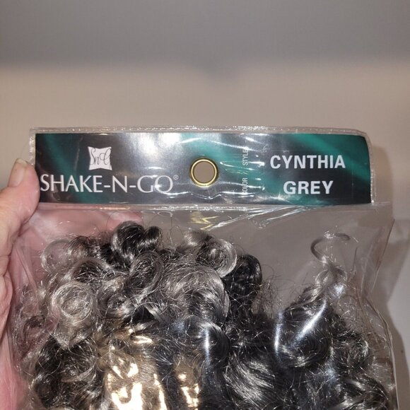 Shake n Go Synthetic Grey Black Wig Curly WD Cynthia SWDDCYN - Picture 7 of 8